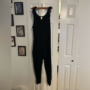 Smash + Tess Sunday romper with ruffled sleeves -size medium